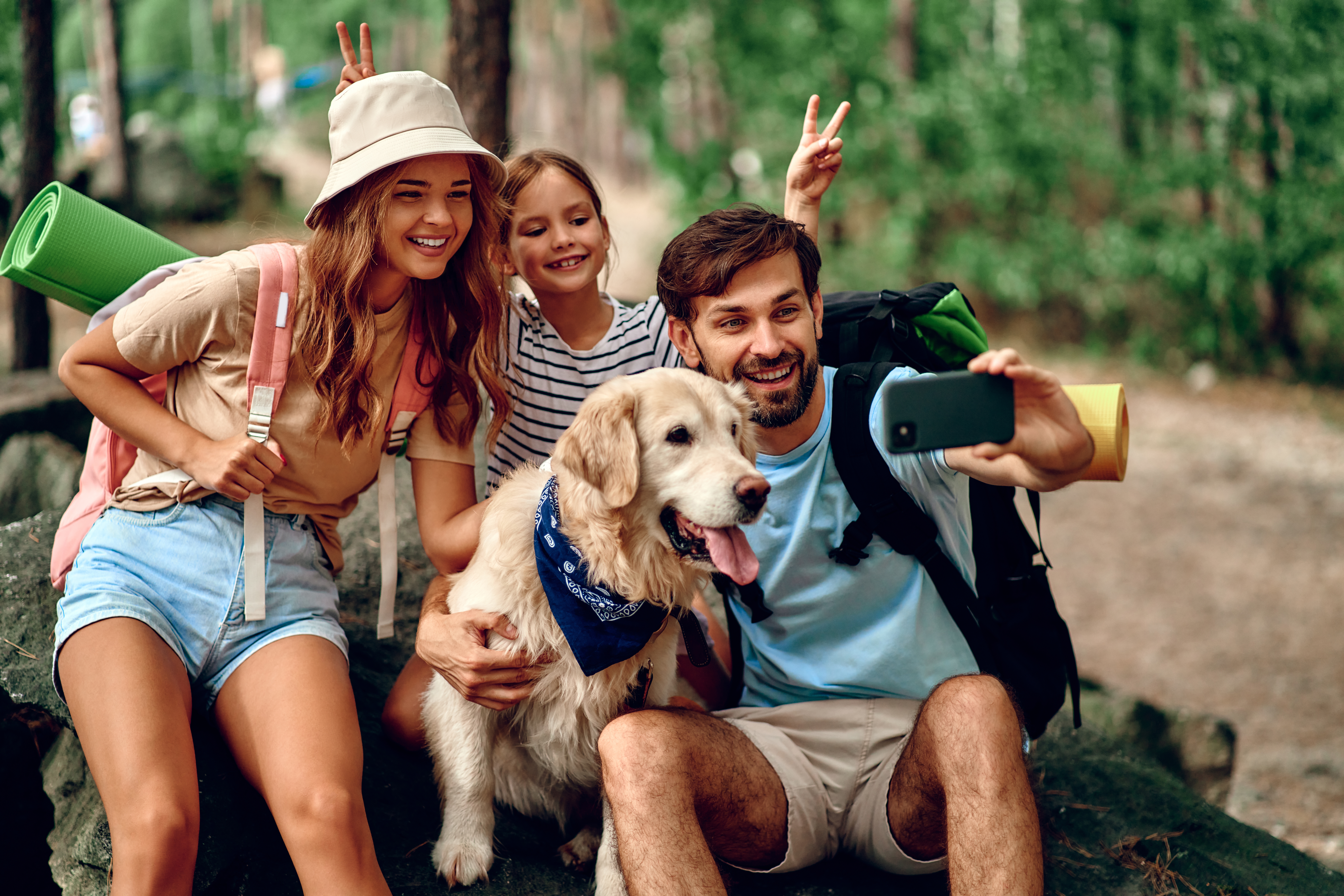 Going Camping With Your Dog? Here's What You Should Know